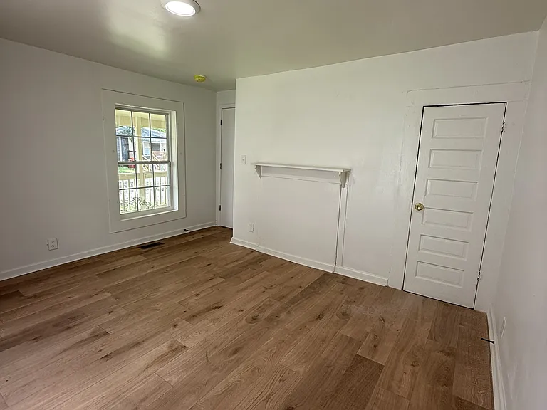310 Gamma St S — Photo 2