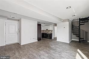1st image of 1931 N Philip St #2R