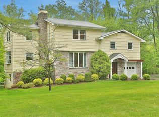 29 Nichols Rd, Armonk, NY 10504