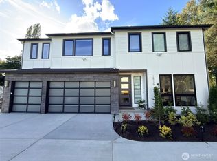 18729 80th Ave NE, Kenmore, WA 98028