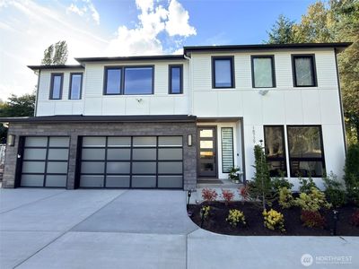 18729 80th Avenue NE, Kenmore, WA, 98028