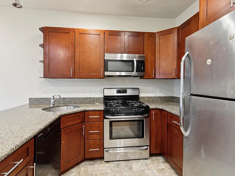 1733 N Gratz St #B — Photo 5