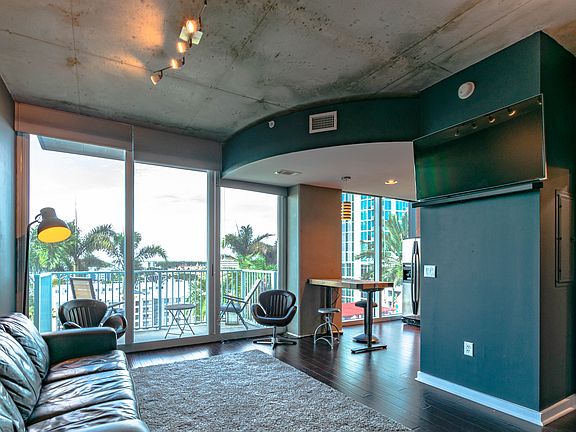 4th image of 777 N Ashley Dr Unit 1005