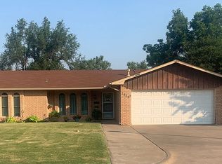 2838 Sunnybrook Ln, Enid, OK 73703