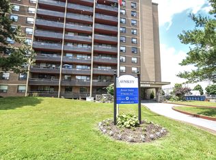 Aynsley Apartments, Hamilton, ON L8E 1H1