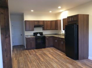 92 Stanet Rd, Moscow, PA 18444