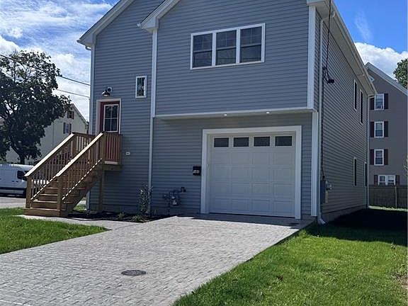 3rd image of 160 5th Ave