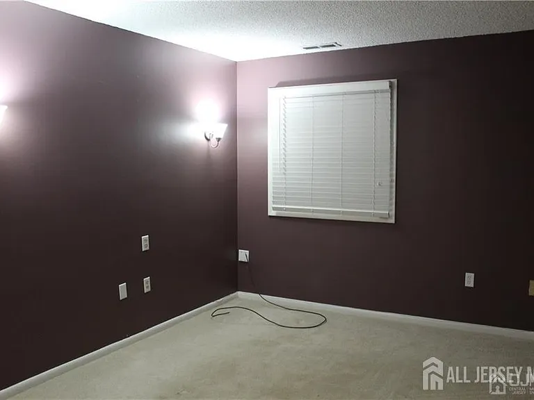 5219 Ravens Crest Dr — Photo 5
