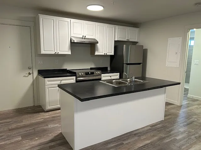 1 bed, $1,545 — Photo 3
