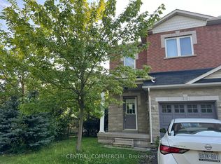 56 N Lake Rd W #26, Richmond Hill, ON L4E 0G5