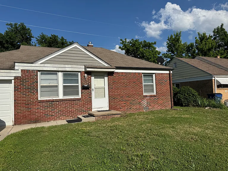 1712 N Belmont Ave — Photo 13