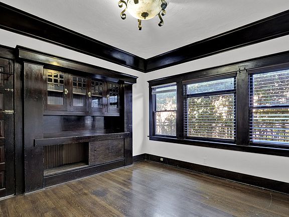 5th image of 1340 W 30th St
