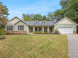 8669 Lilly Ridge Dr SE, Alto, MI 49302