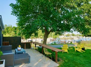 1050 Champlin Pl, Greenport, NY 11944
