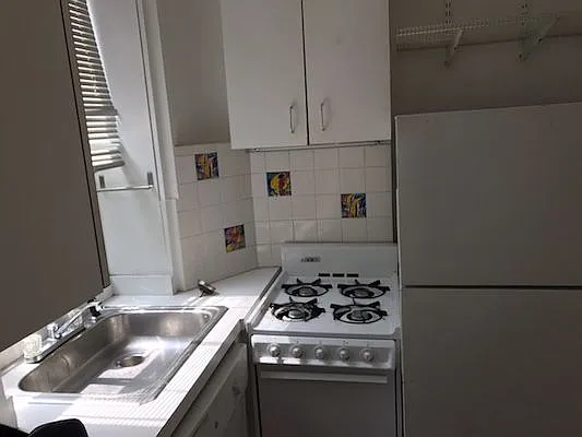 Rented by Aryeh Realty | media 19