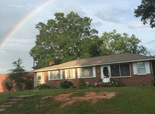 201 Penn Ave, Greenwood, SC 29646