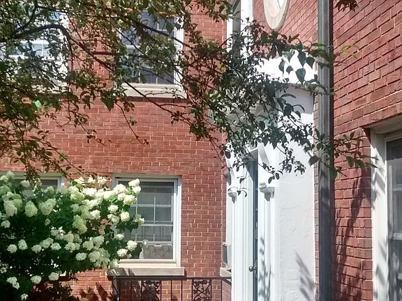 Front entrance to the condo