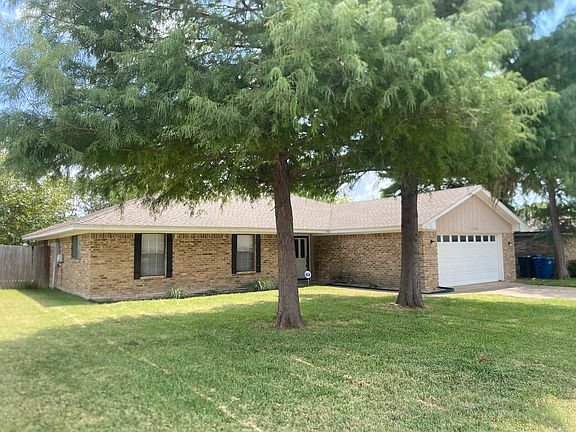2nd image of 2126 Southmoor Dr
