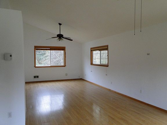3rd image of 27407 86th St E