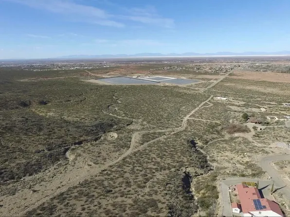 42 Lakeview Dr, La Luz, NM 88337
