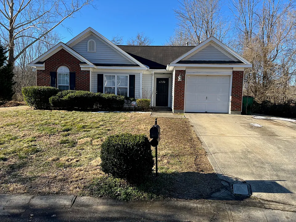 4504 Fox Thorne Dr