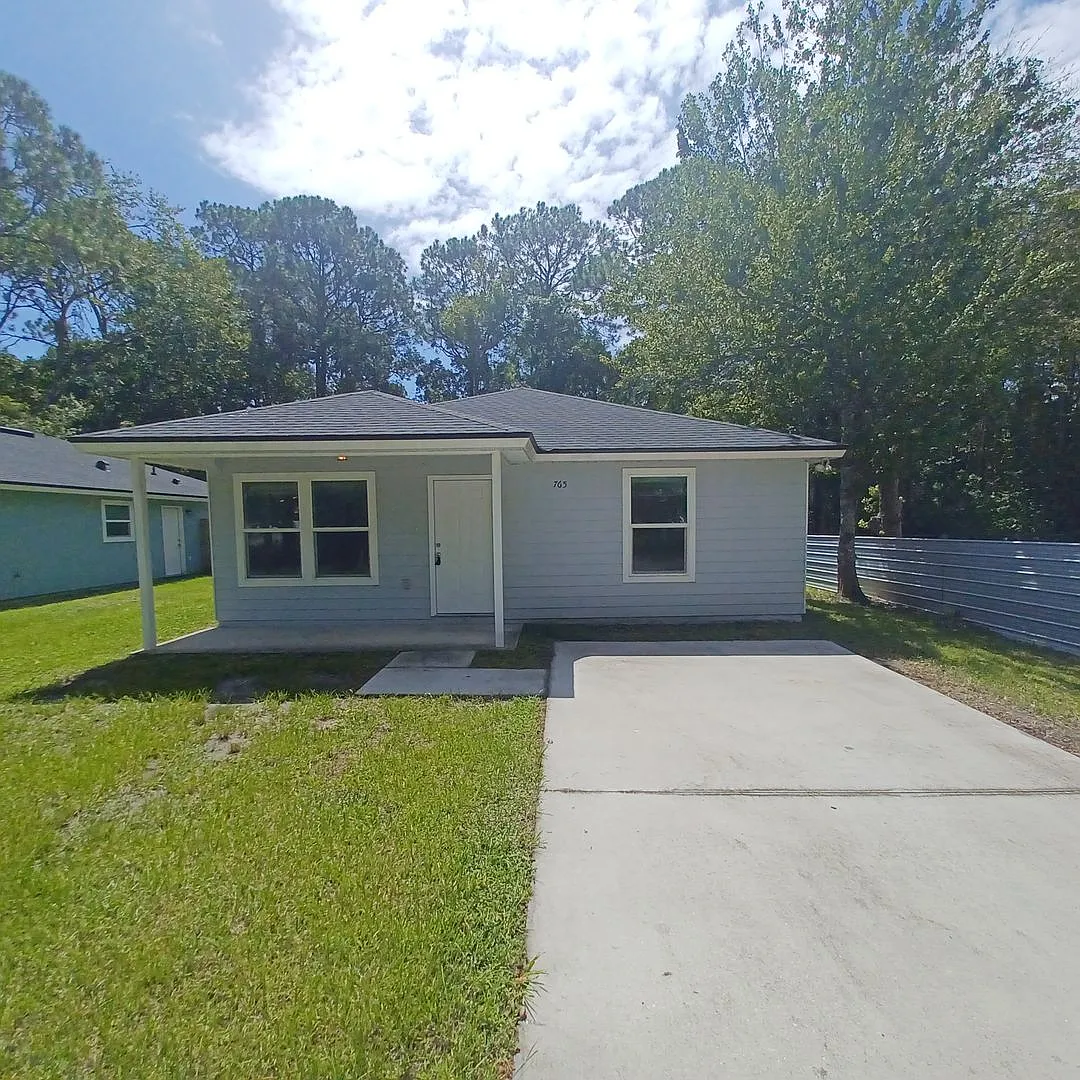 3 BR 2 Ba Rental Home near downtown St Augustine — Photo 1