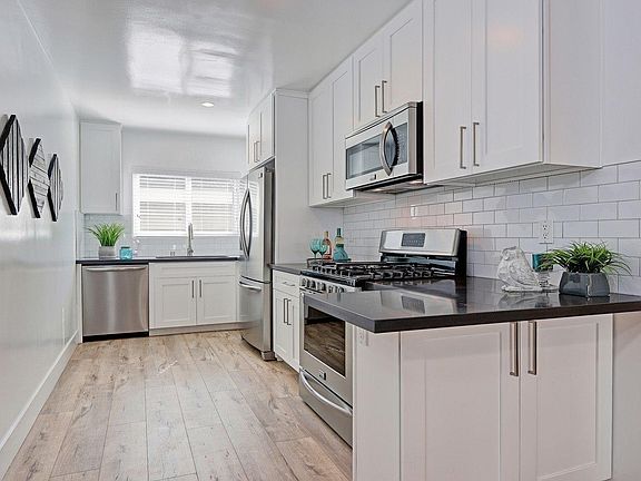 2 Bedroom