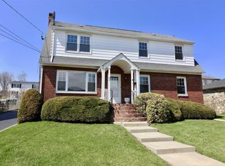 82 S Chestnut St #2, Beacon, NY 12508