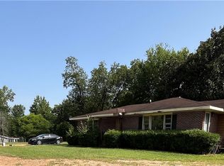 33 Old Opelika Rd, Phenix City, AL 36870