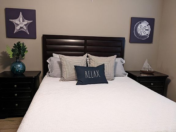 4th image of 102 Avenue D APT 2