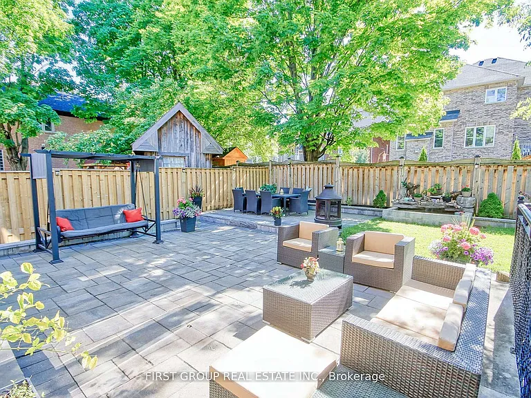 1834 Fairport Rd — Photo 44