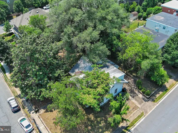 1808 N Randolph St, Arlington, VA 22207