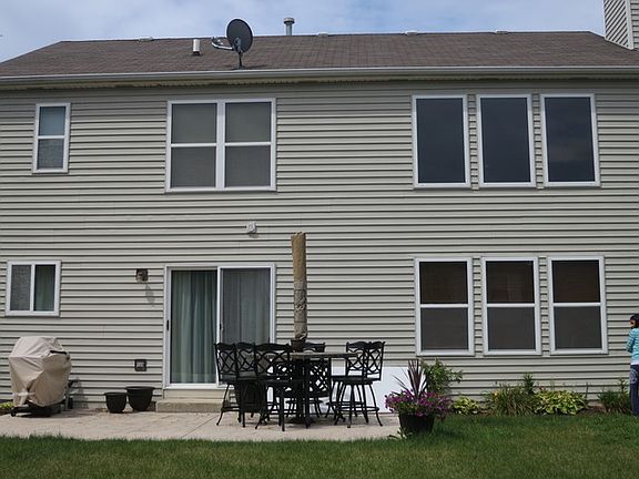3rd image of 1810 Northshire Dr