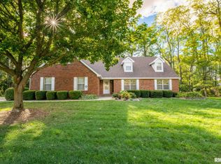 9909 N Townsend Dr, Peoria, IL 61615