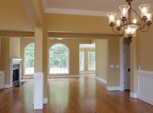1106 Dunmore Dr, Burlington, NC 27215
