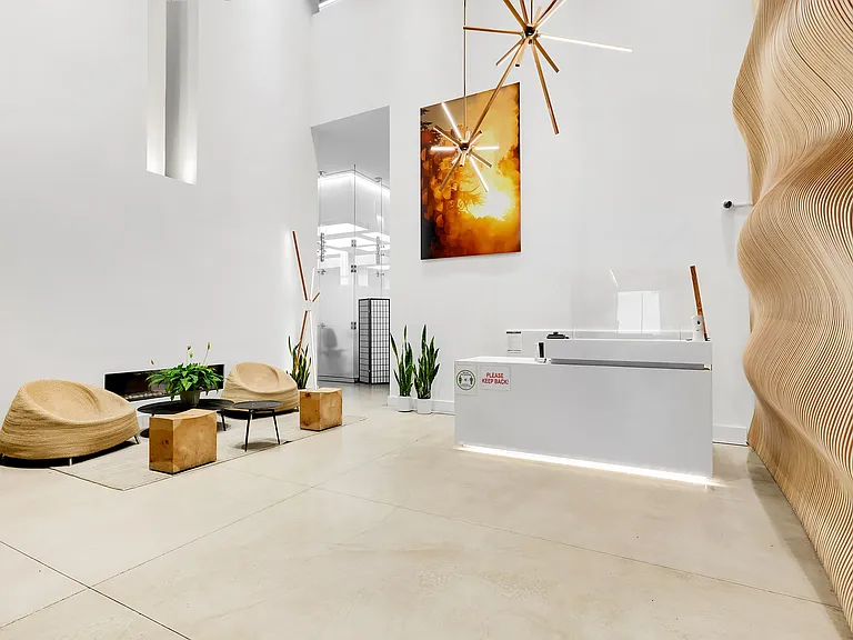 100 Norfolk St #3B — Photo 10