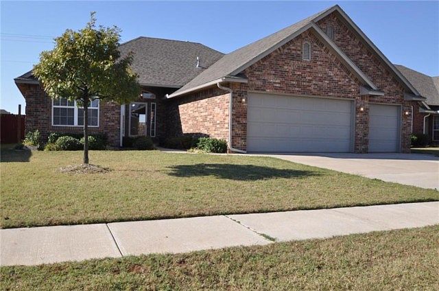 1st image of 2905 Christina Ct