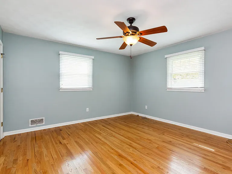 1605 Redwood Way — Photo 15