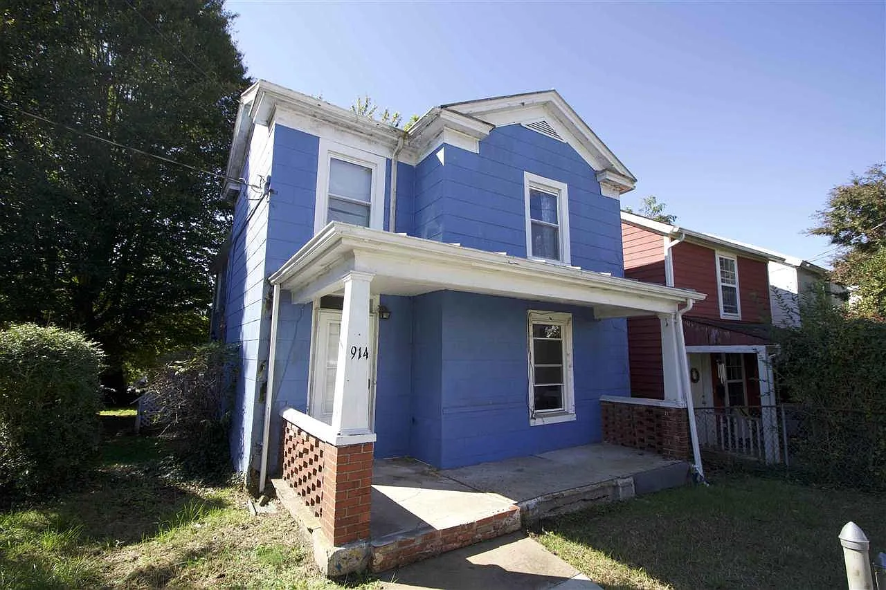 914 Anderson St photo 1