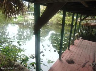 101 Cleo Ln, Satsuma, FL 32189