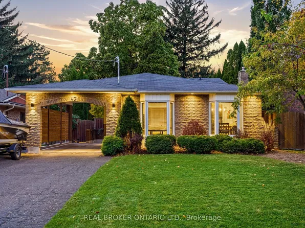 43 Shoreline Dr, Saint Catharines, ON L2N 3V9