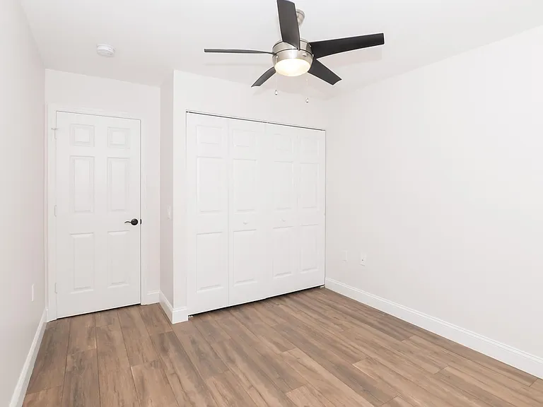 3764 NE Sandra Dr — Photo 15