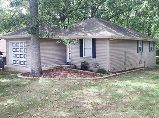 509 S 10th Ave, Ozark, MO 65721