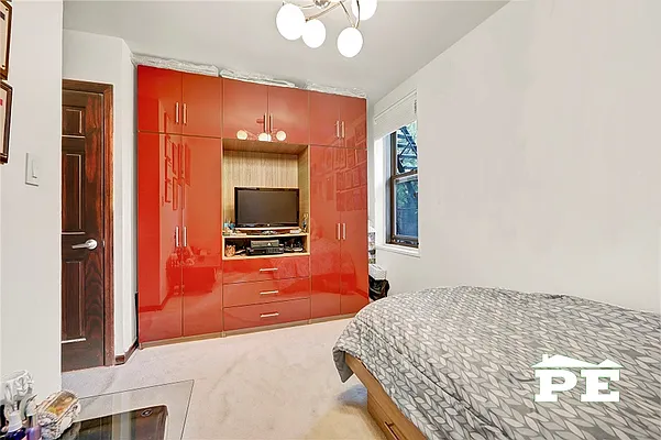 Sold by Pride Estates | media 22