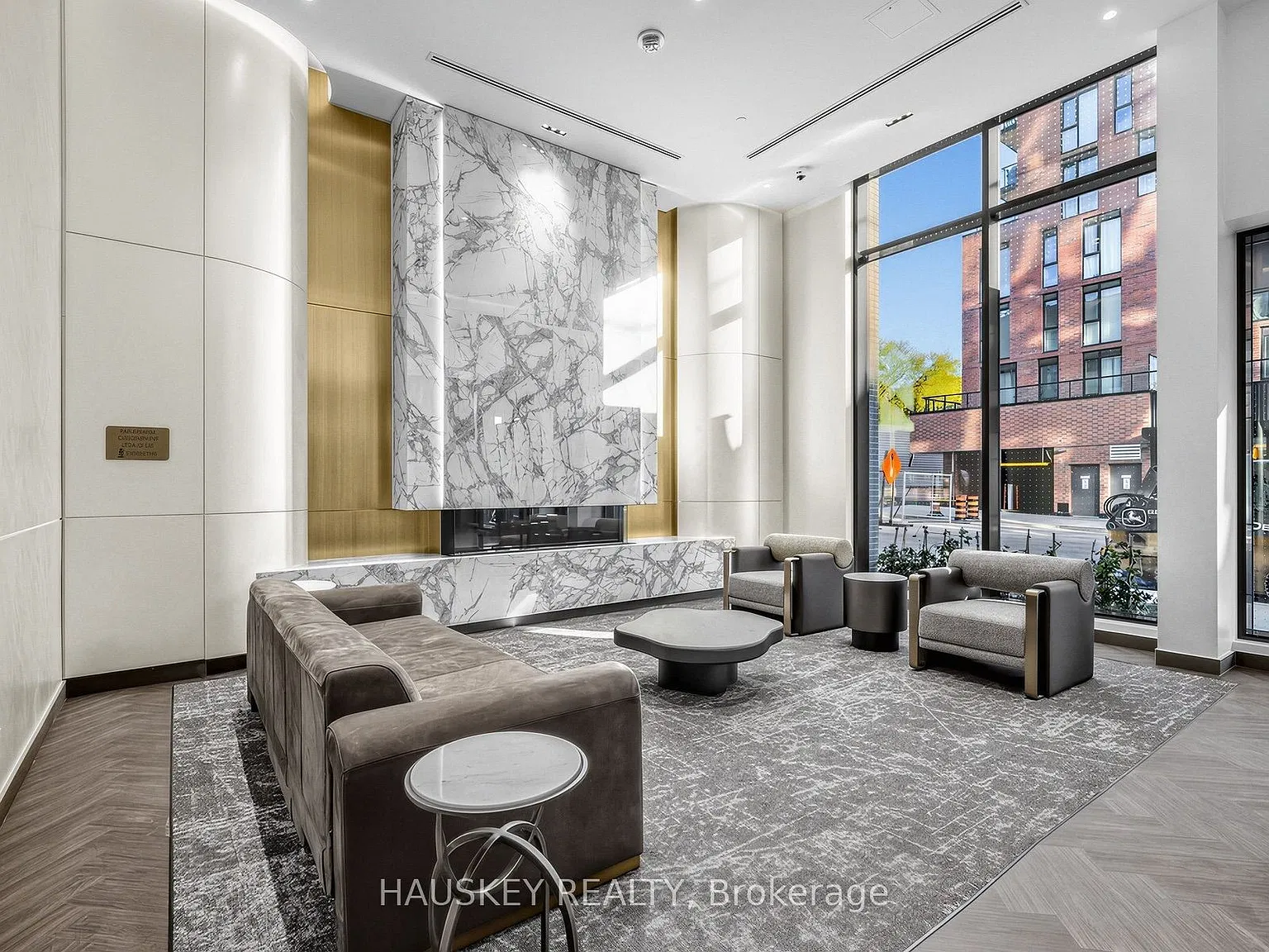 1 bed, $2,300 — Photo 3