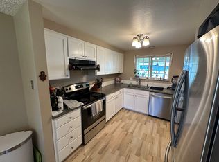 1117 57th St, Springfield, OR 97478