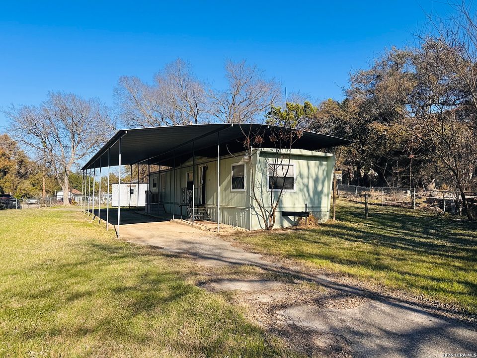 1st image of 427 Spanish Oak