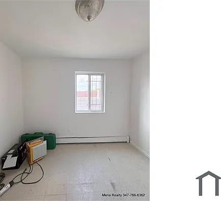 3 bed, $3,373 — Photo 4