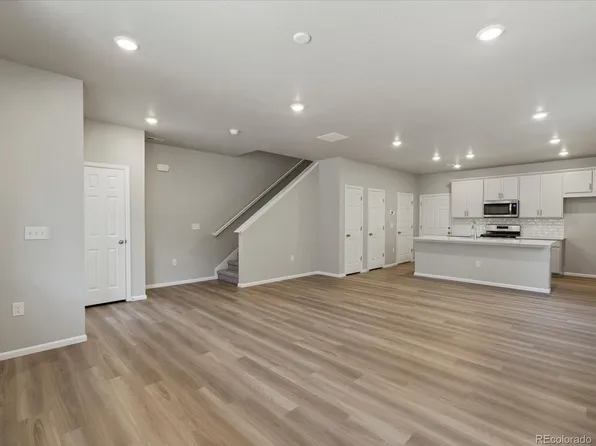 22261 E 7th Place, Aurora, CO 80018