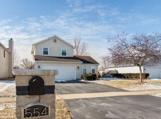 554 Adare Rd, Bartlett, IL 60103